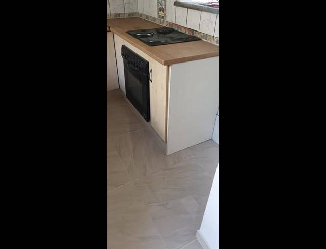 2 BEDROOM APARTMENT FOR SALE IN MALVERN